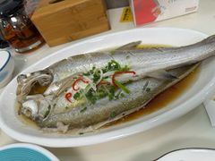 -七的湖·晚芳亭·阳澄湖农家菜·大闸蟹(莲花岛店)