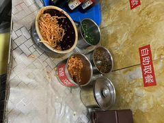 -吉庆桂林米粉·柳州螺蛳粉(港汇广场店)