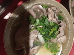 -谢老五跷脚牛肉·非遗传承店