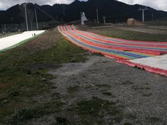 -丝绸之路山地度假区滑雪场
