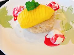 -Neary Khmer Restaurant