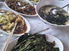 芹菜肉片-茗贵坊食府