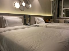 -桔子酒店(深圳东门湖贝地铁站店)