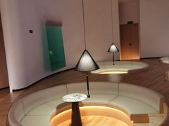 -涨巢·潮玩水疗局