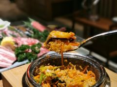 -明洞阿姨·韩式酱蟹烤肉·创意料理(三元桥店)