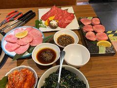 -炼火烤肉店