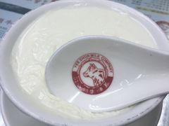 凍雙皮奶-义顺牛奶公司(铜锣湾骆克道店)