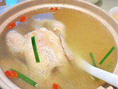 弯弯鸡汤-19号私房菜(云南路店)