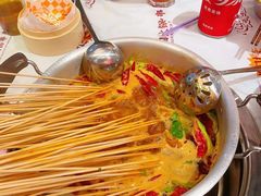 -大芊金重庆串串火锅(南京路店)