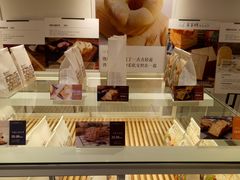 面包甜点陈列柜-爸爸糖吐司面包(重庆解放碑英利大融城店)