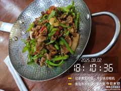 -湖南人家湘菜馆(镇江路店)