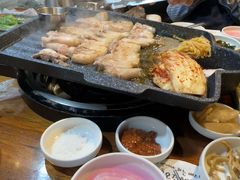 -Dombe豚(黑猪肉街店)