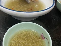 -撒拉人家.酸菜牦牛肉火锅