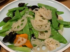 健康小炒-山楂树融合菜餐厅