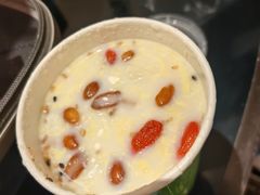 -清真老马家国华牛奶鸡蛋醪糟(正宁路店)