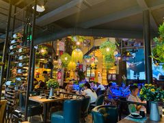 -临界音乐酒馆·小龙虾·江湖菜(华熙LIVE·鱼洞店)