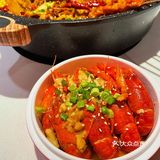 海底捞旗下的“苗师兄”有服务，有味道