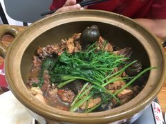 -食爺炭炉鸡煲·烧烤