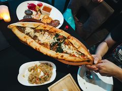 四季皮塔饼-Efes Turkish & Mediterranean Cuisine 艾菲斯餐厅(陆家嘴店)