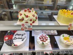 -花花卷卷·鲜食蛋糕(静安久光百货店)