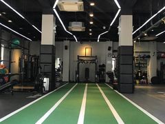 -Freedom Fitness私教健身俱乐部(徐虹北路店)