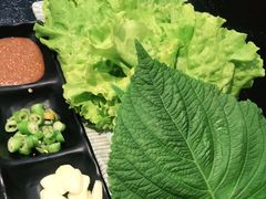 -臻牛烤肉