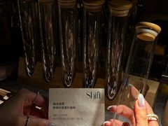-Shift cocktail bar鸡尾酒吧