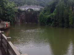 湖-广州市帽峰山景区