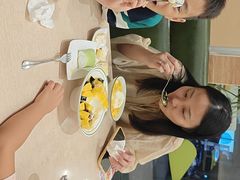 -佰搭果·广式茶餐厅(西华路店)