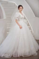 -艾米丽婚纱礼服