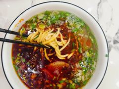 -伊穆祥牛肉面总店·清真