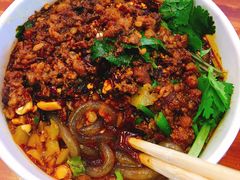 -八一好吃街·高品美食广场