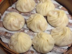 -馋三尺蟹粉小笼(人民广场店)