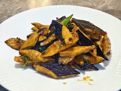 -闫府私房菜·百年鲁菜(恒隆店)