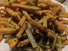 -小凤庭·地道湖北菜武昌鱼·藕汤(38年黄鹤楼店)