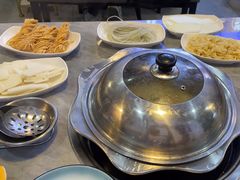 -光头药膳鸡(莱茵小镇店)