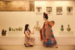 点击看大图 -美云庭古装·格格服汉服·京城旅拍(北京店)