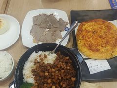 -西部马华清真兰州牛肉面·烧烤夜市(上地店)