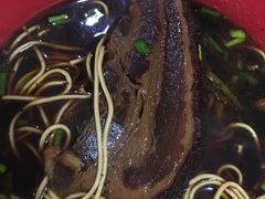 -小龙大肉面馆