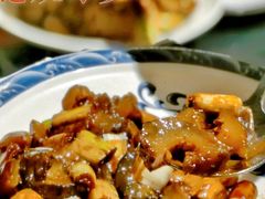 葱烧海参-梅飞酒家(名辉豪庭店)