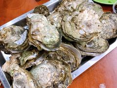-蚝哥花姐湛江烤生蚝(美丽湾市场店)