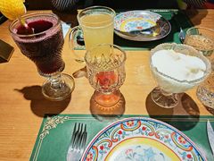 -米德维奇俄式西餐厅(西六道街店)