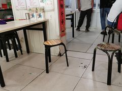 -咱家王新国把子肉(县东巷店)