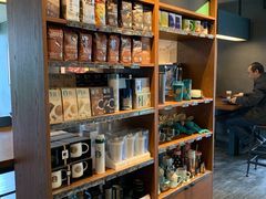 零售区-星巴克(蒲汇塘路店)