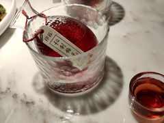 自制杨梅酒-初蓉丨遇见新川菜(亲贤街荣耀店)