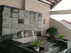 -三亚湾海居铂尔曼度假酒店