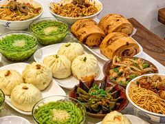 -李与白包子铺(桐梓林店)
