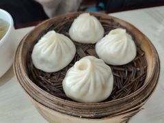 虾仁汤包-老西白点心店