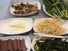 -光头药膳鸡(莱茵小镇店)