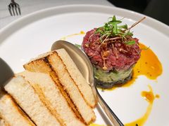 牛肉塔塔配牛油果黑橄榄酱-Solo(衡山路店)